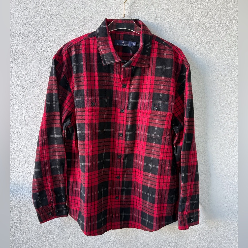Rainforest Men Size XL Red Black Plaid Heavy Flannel Button Up Shirt Outdoors